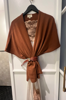 Emma Cardigan, Syrup