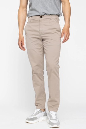 Josh 820 Dark Sand