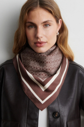 Isora Monogram Scarf, Carafe