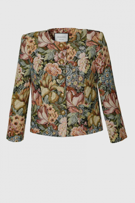 Saya Blazer, Heirlom garden