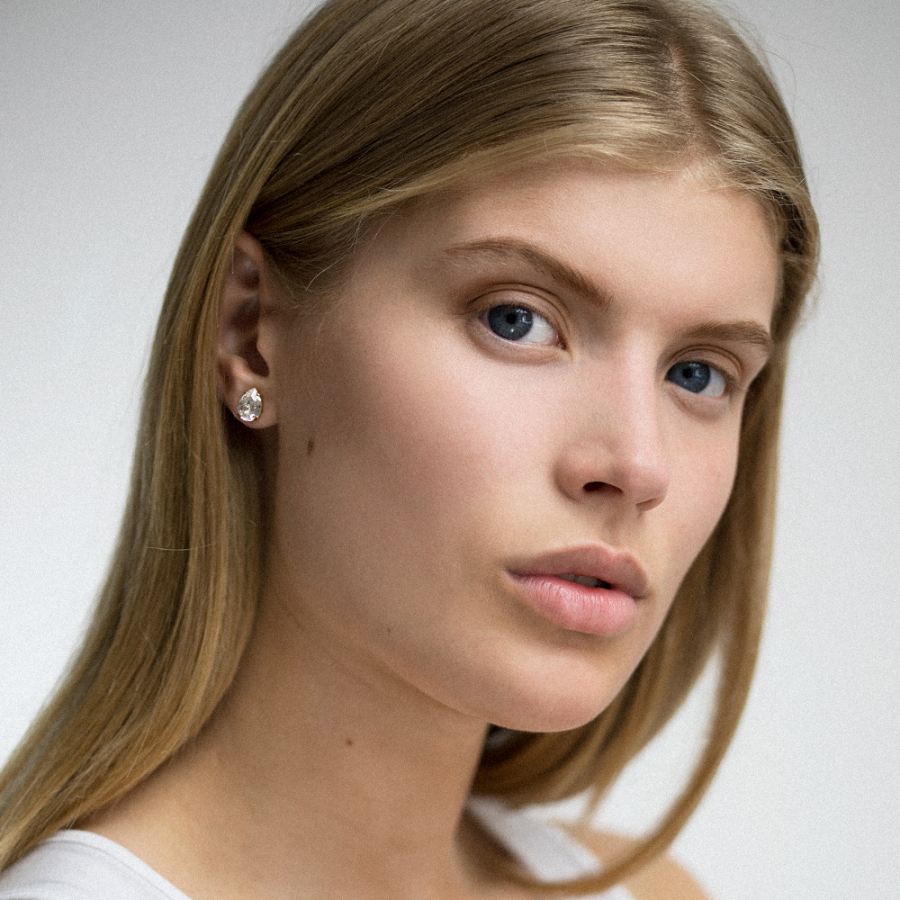 caroline svedbom petite drop earrings